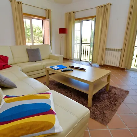 Casa Vermelho Amoreira